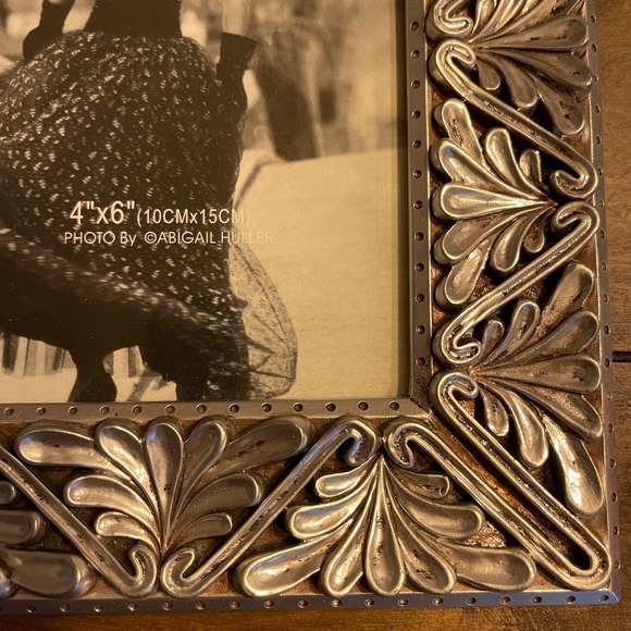 Silver Scrolled 4x6 Picture Frame - Picture 2 of 3